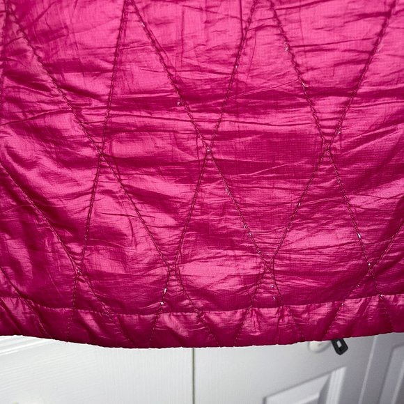Patagonia Nano Puff Magenta Diamond Quilted Vest Small - Picture 9 of 9